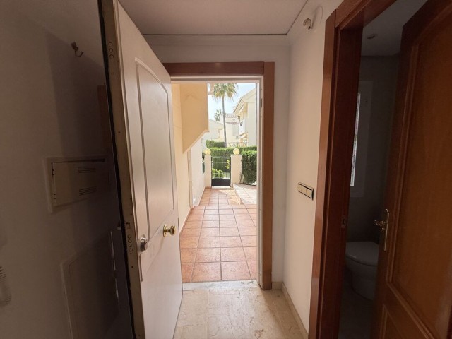 3 Bedrooms Townhouse in Marbella