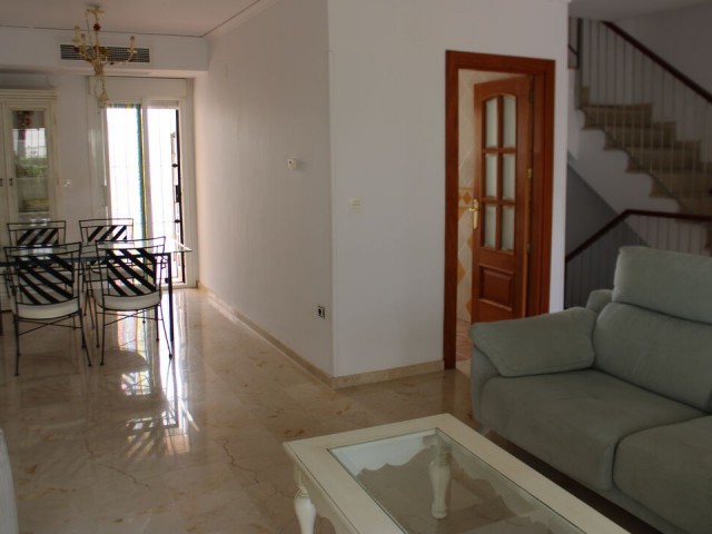 3 Bedrooms Townhouse in Marbella
