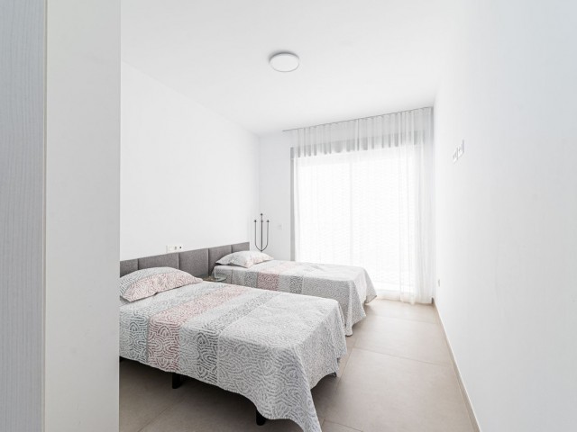 Apartamento con 3 Dormitorios  en Benalmadena
