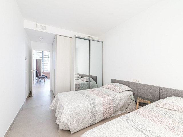 Apartamento con 3 Dormitorios  en Benalmadena