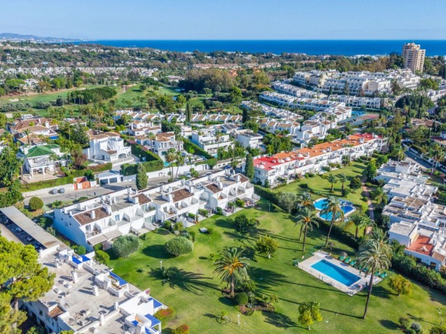 Rijtjeshuis, Nueva Andalucia