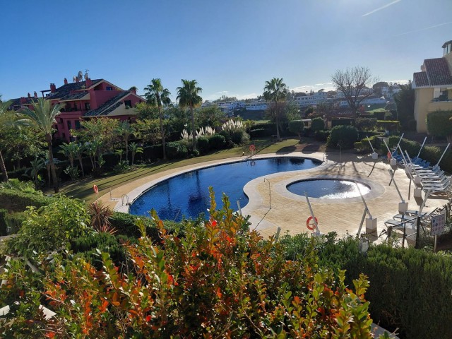 Lägenhet, Estepona, R5370319
