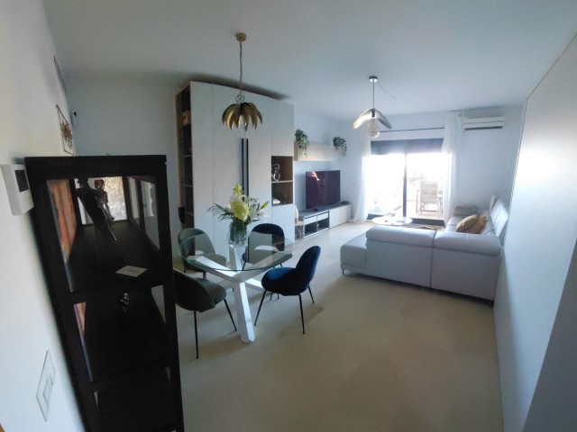 2 Sovrums Lägenhet i Estepona