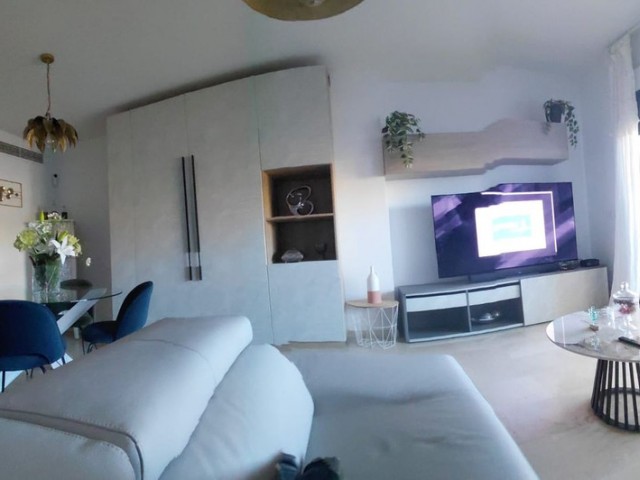 2 Sovrums Lägenhet i Estepona