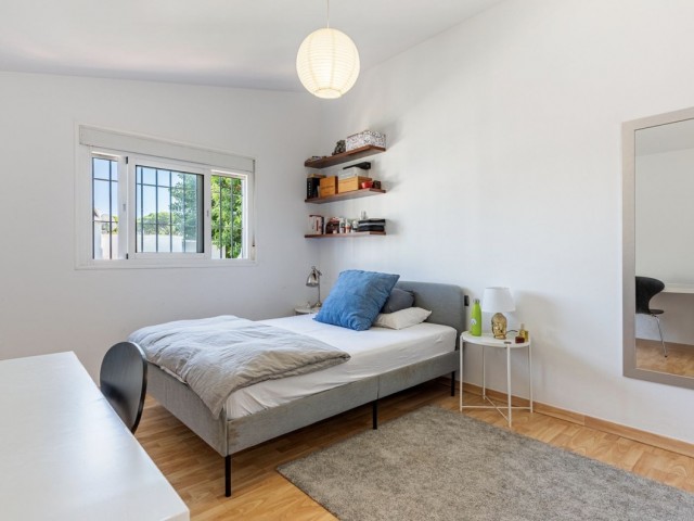 5 Slaapkamer Rijtjeshuis in The Golden Mile