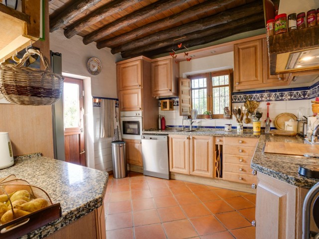 3 Makuuhuoneen Huvila Estepona