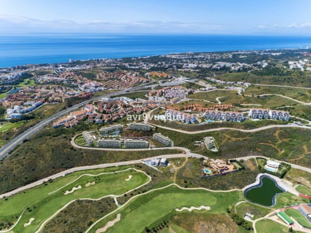 Ático con 2 Dormitorios  en Calanova Golf
