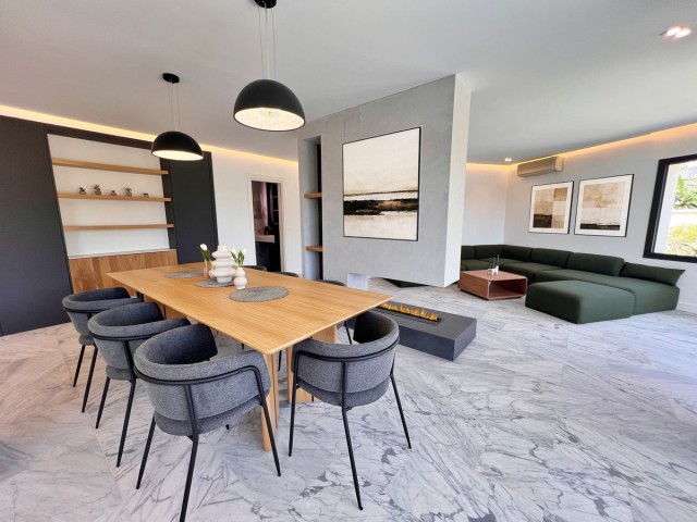 Villa avec 5 Chambres  à Riviera del Sol