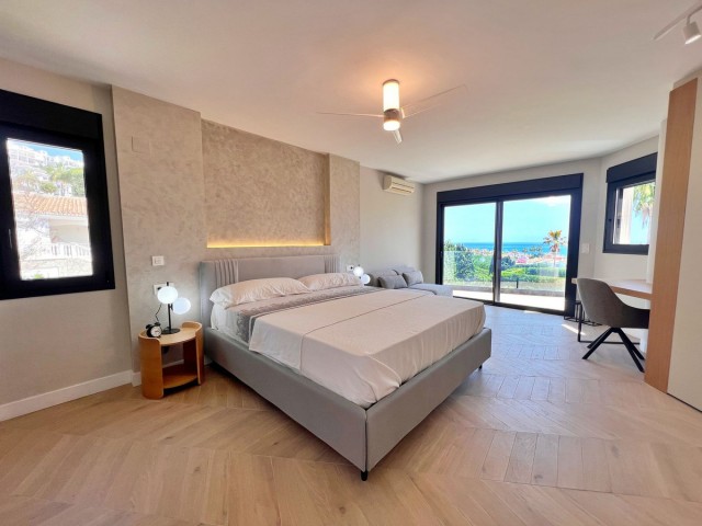 Villa avec 5 Chambres  à Riviera del Sol