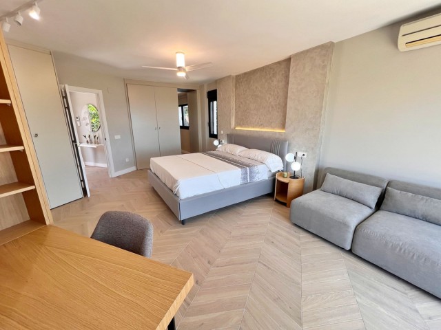 Villa avec 5 Chambres  à Riviera del Sol