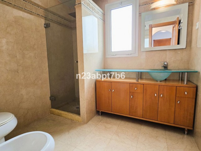 2 Slaapkamer Appartement in Nueva Andalucía