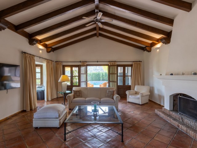 4 Soveroms Villa i Benahavís