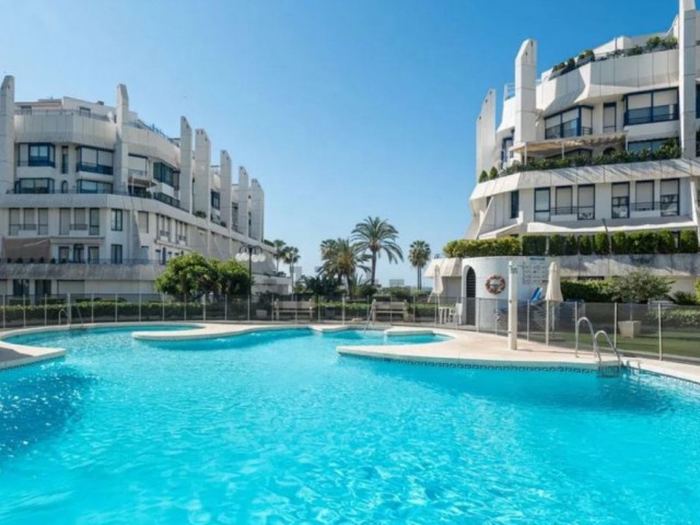 2 Bedrooms Apartment in Marbella