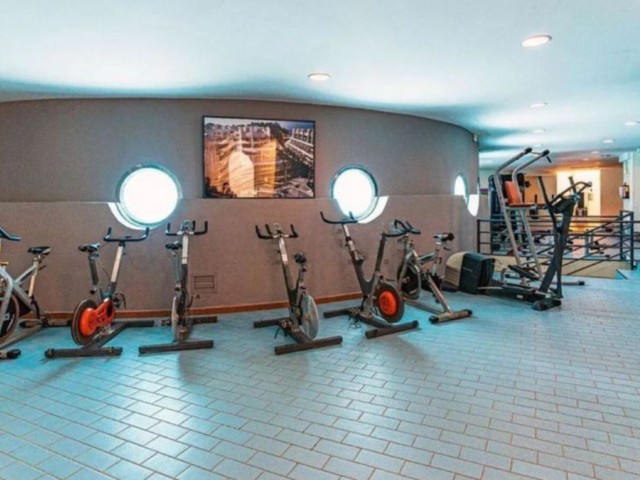 2 Bedrooms Apartment in Marbella