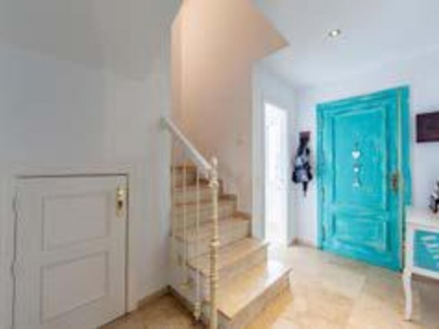 5 Bedrooms Townhouse in San Pedro de Alcántara