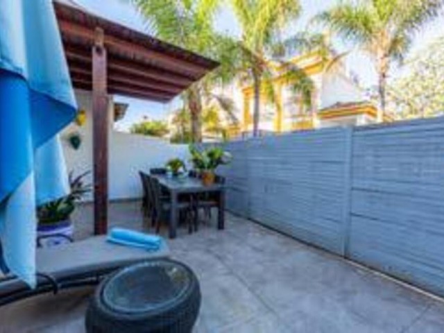 5 Bedrooms Townhouse in San Pedro de Alcántara