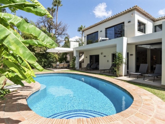 4 Bedrooms Villa in El Rosario