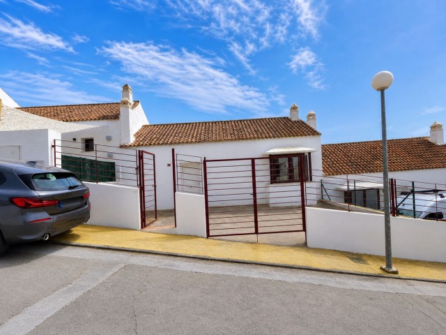 3 Soveroms Rekkehus i Casares Playa