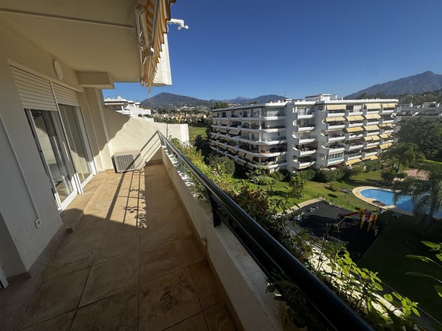 3 Bedrooms Apartment in Guadalmina Alta