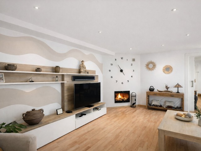Maison mitoyenne avec 3 Chambres  à Estepona