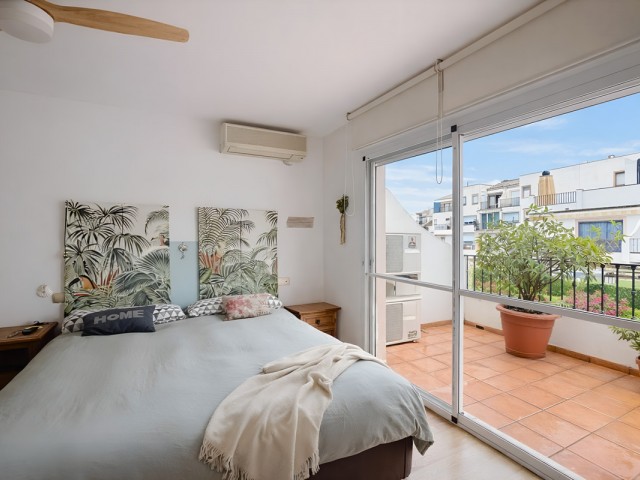 Maison mitoyenne avec 3 Chambres  à Estepona