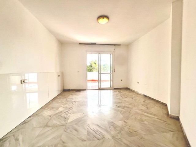 3 Bedrooms Apartment in Marbella