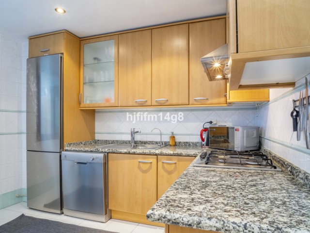 2 Bedrooms Apartment in San Pedro de Alcántara