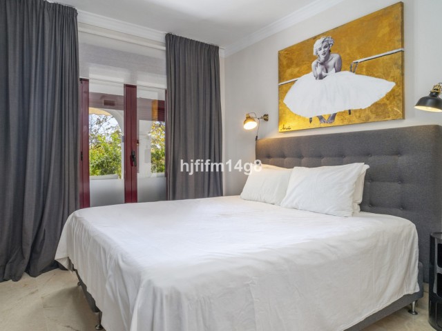 2 Bedrooms Apartment in San Pedro de Alcántara