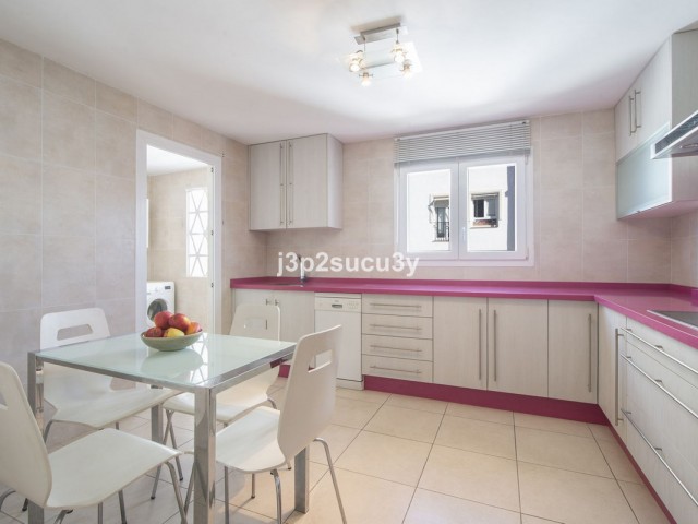 4 Slaapkamer Appartement in Nueva Andalucía