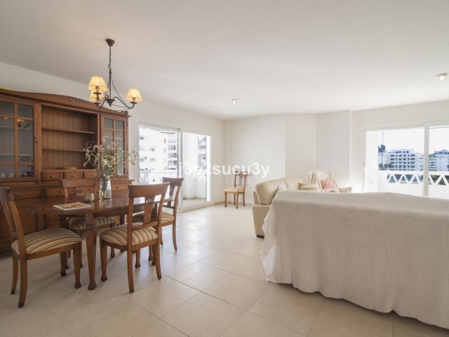 4 Slaapkamer Appartement in Nueva Andalucía