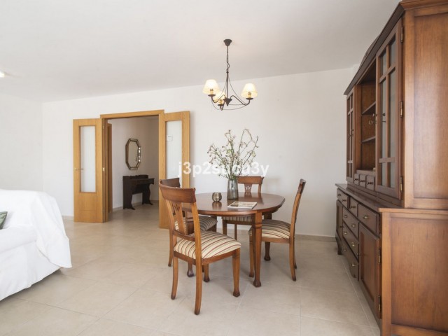 4 Slaapkamer Appartement in Nueva Andalucía