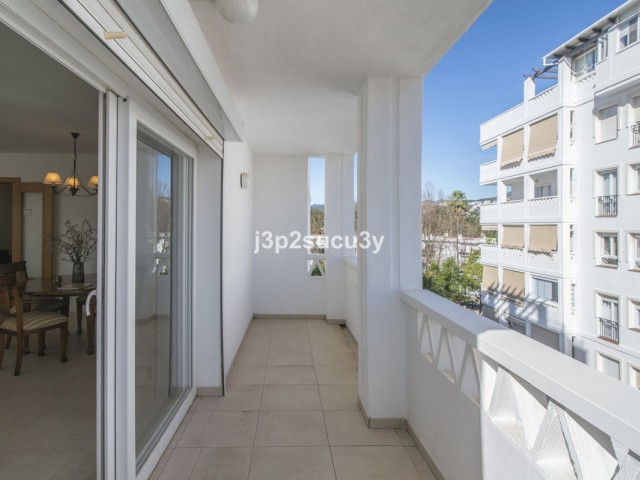 4 Slaapkamer Appartement in Nueva Andalucía