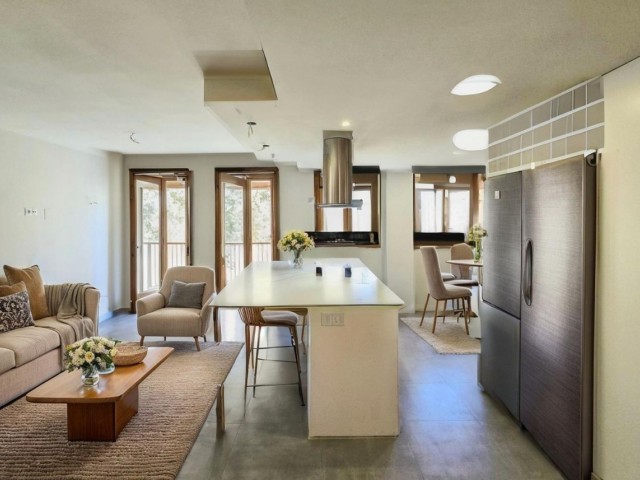 3 Bedrooms Apartment in Málaga Centro