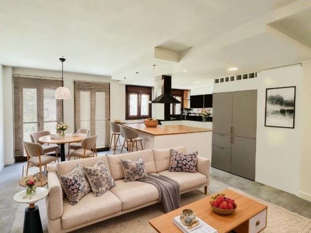 3 Bedrooms Apartment in Málaga Centro