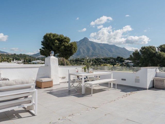 Penthouse in Nueva Andalucía