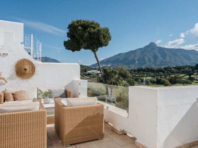 Penthouse in Nueva Andalucía