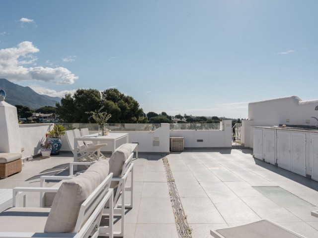 Penthouse in Nueva Andalucía