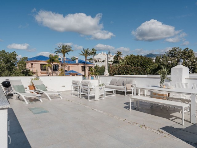 Penthouse in Nueva Andalucía