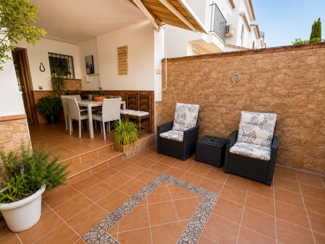 Rijtjeshuis, Alhaurín de la Torre, R5373835