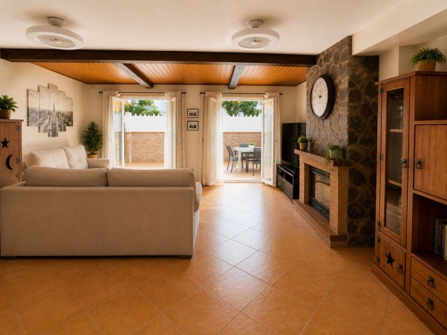 Rijtjeshuis, Alhaurín de la Torre, R5373835