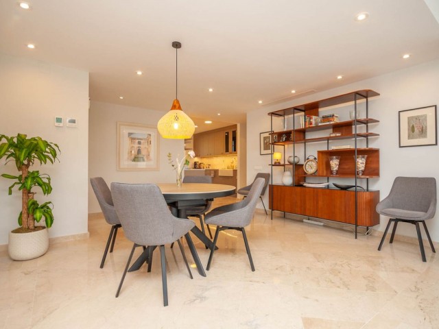 Appartement avec 3 Chambres  à Elviria