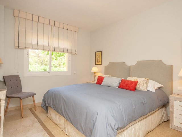 Appartement avec 3 Chambres  à Elviria