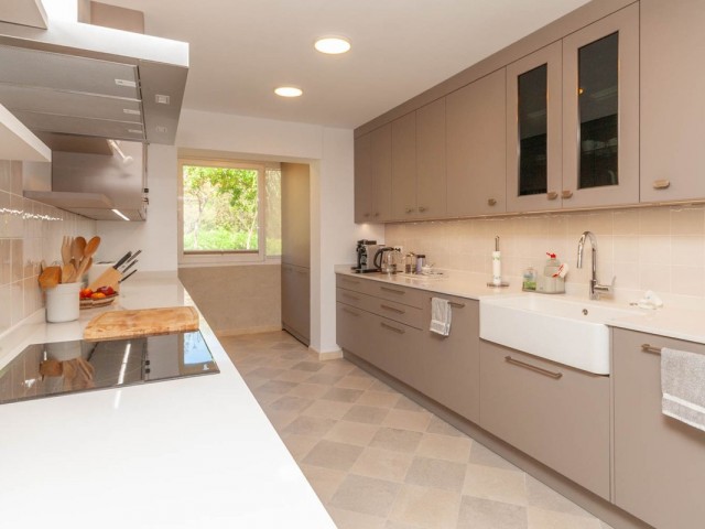 Appartement avec 3 Chambres  à Elviria