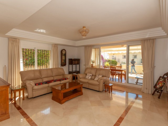 4 Schlafzimmer Villa in Riviera del Sol