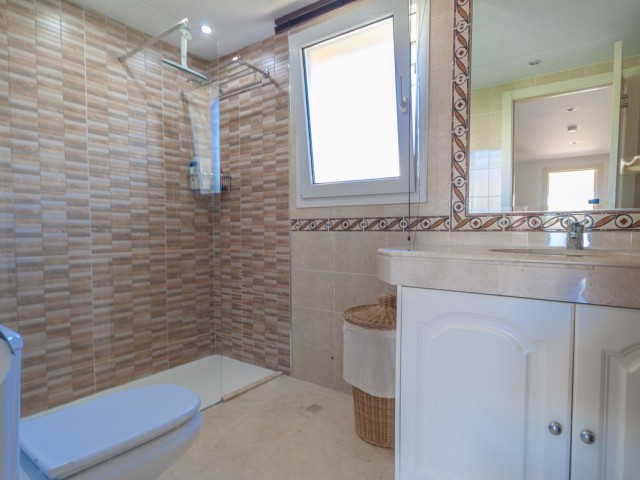 4 Schlafzimmer Villa in Riviera del Sol