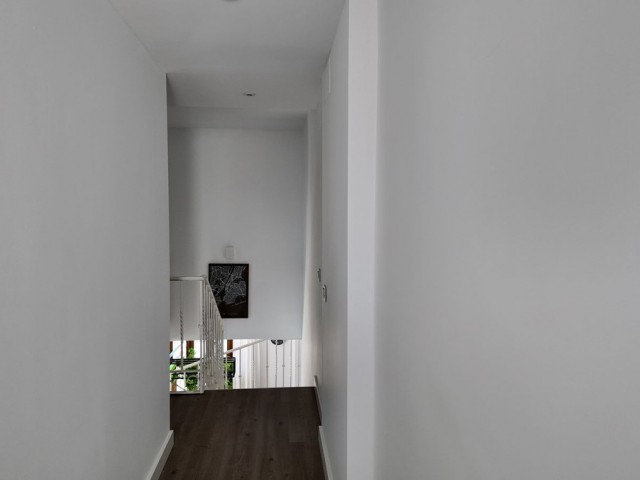 Apartamento con 4 Dormitorios  en La Duquesa