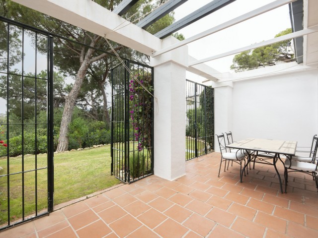 2 Schlafzimmer Apartment in Benahavís