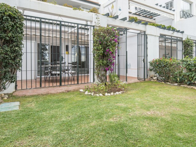 2 Schlafzimmer Apartment in Benahavís