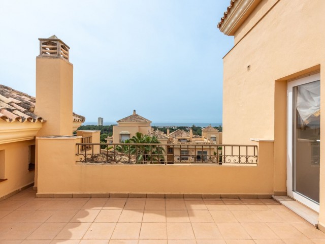 Appartement avec 4 Chambres  à Elviria