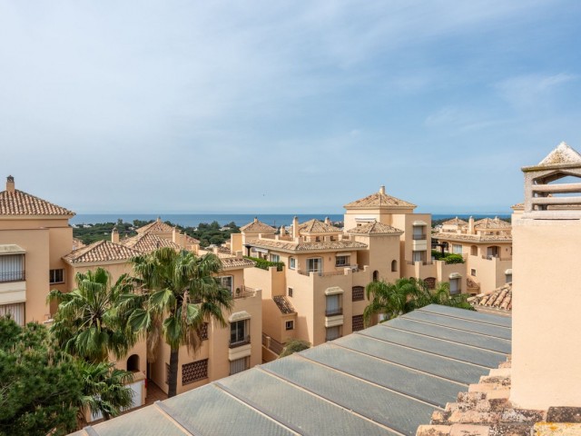 Appartement avec 4 Chambres  à Elviria